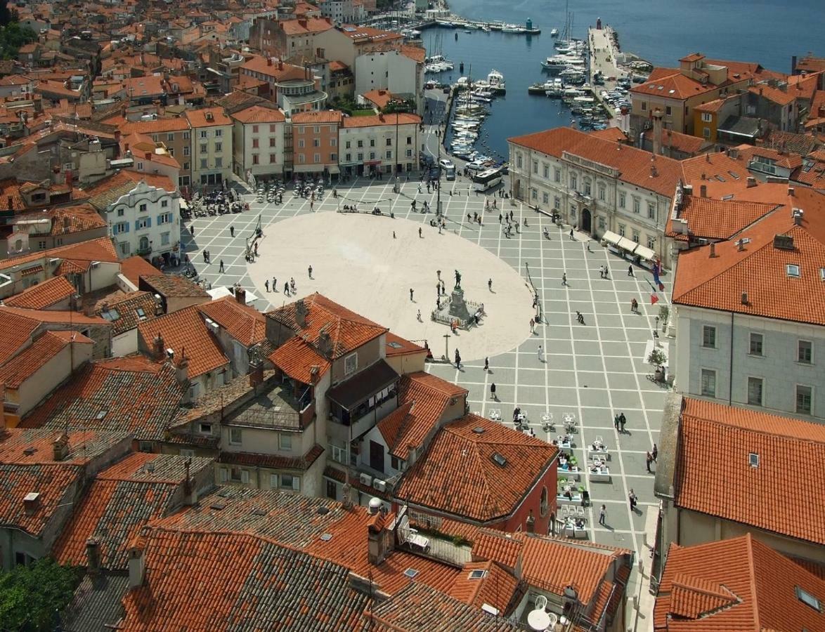 Azzurro Apartment Piran Eksteriør billede